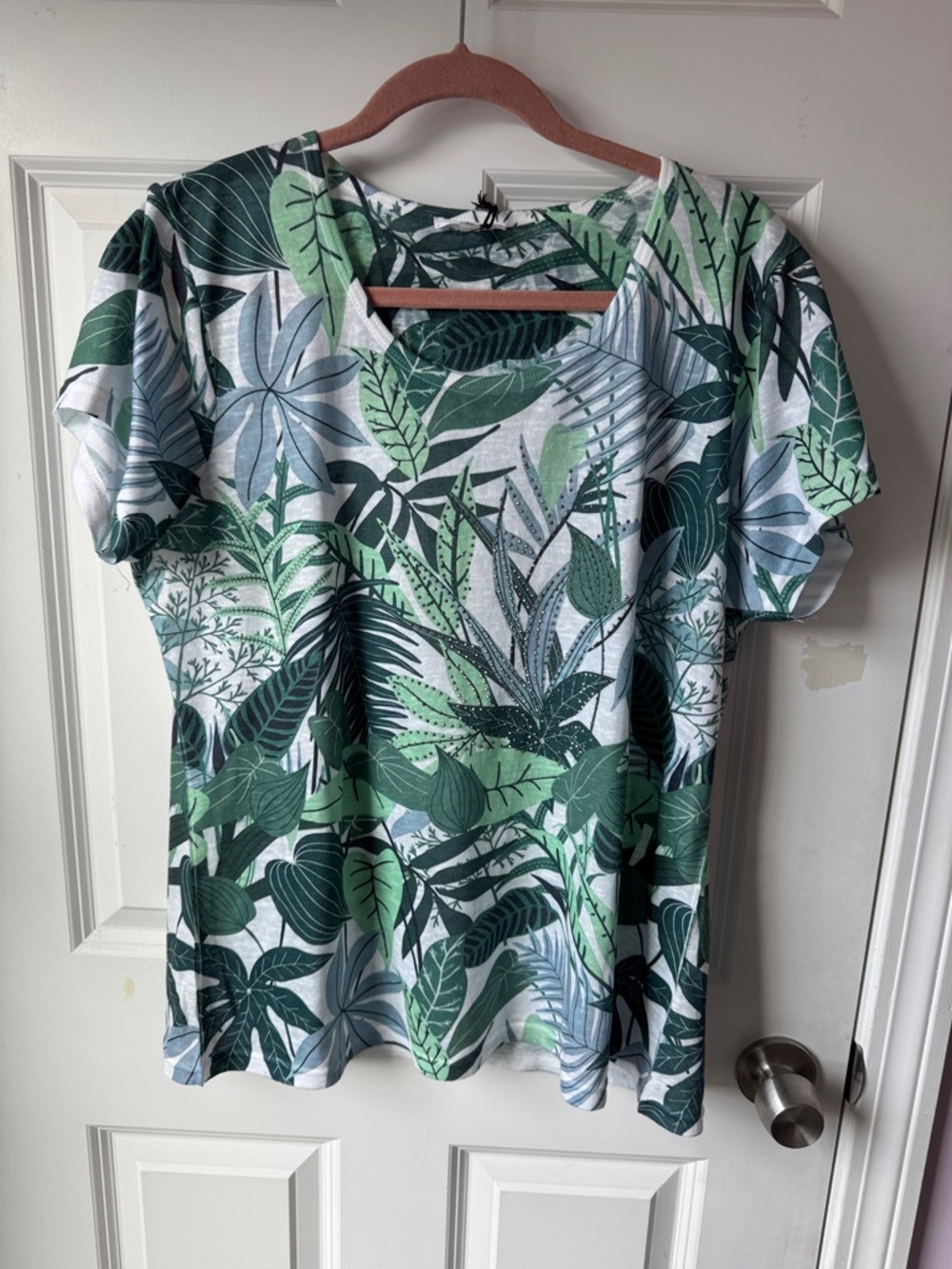 Milano Green and White Tropical Leaf Short Sleeve Tee